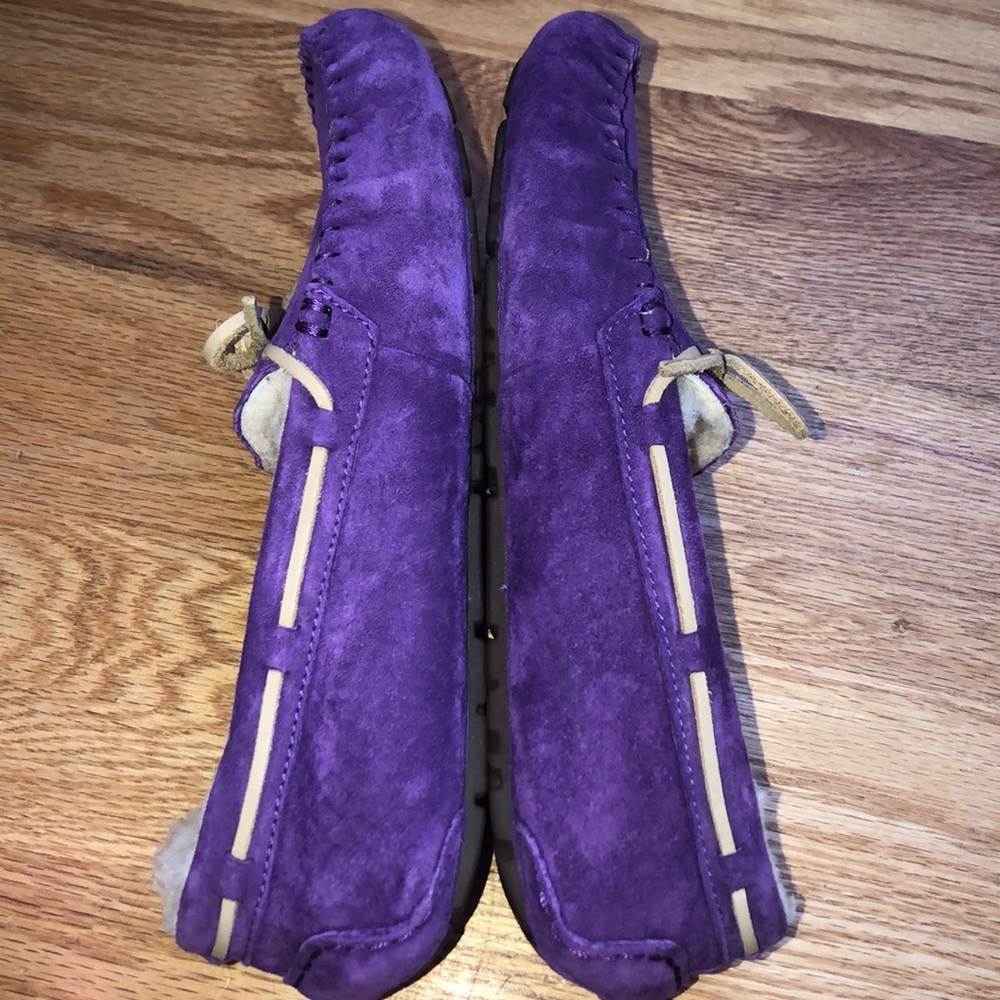 UGG Gray Suede Moccasin Slippers with Chestnut Laces and Shearling Lining - Picture 5 of 8